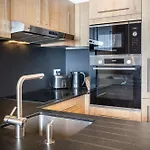Les Balcons De Val Chaviere Apartmanhotel 3*