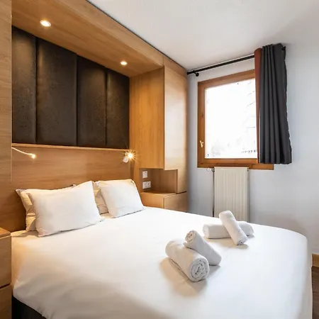 瓦尔查维尔里贝康公寓酒店