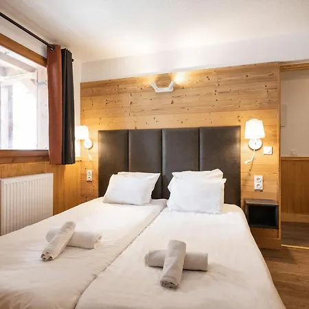 瓦尔查维尔里贝康公寓酒店